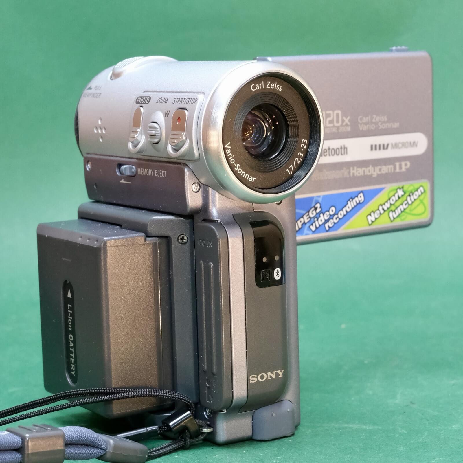 Lecture d'une cassette MicroMV sur caméscope Sony compatible